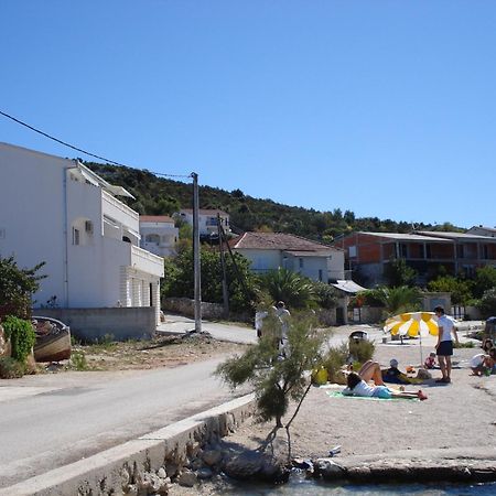 Apartments Mirko Vinišće Eksteriør billede