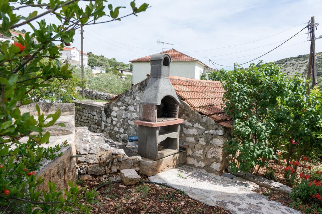 Apartments Mirko Vinišće Eksteriør billede